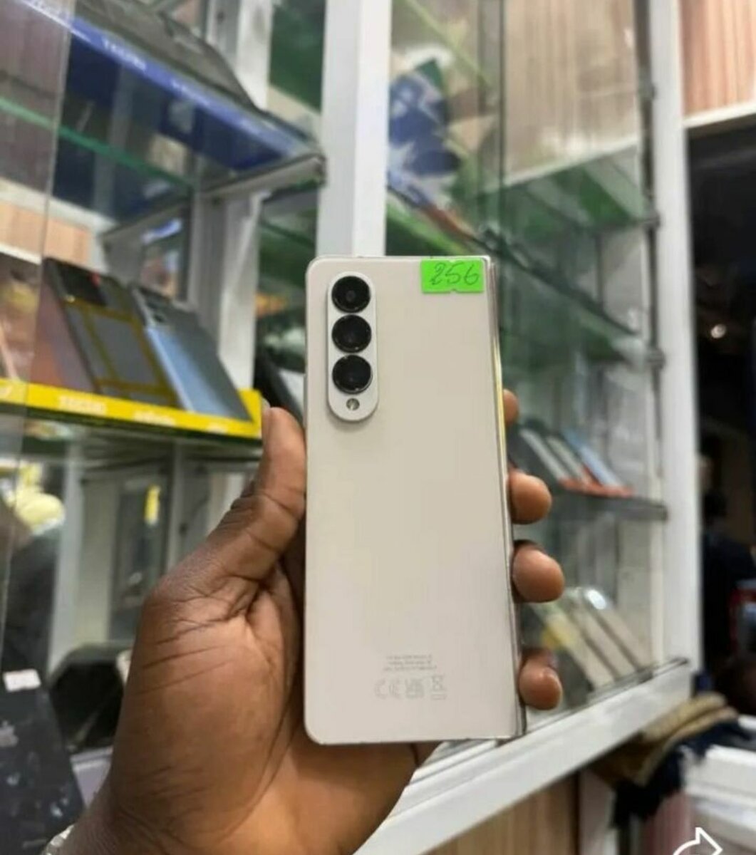 Smartphone pliable 256Go