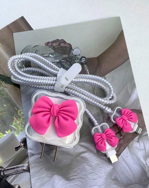 Câble de charge élégant avec nœud