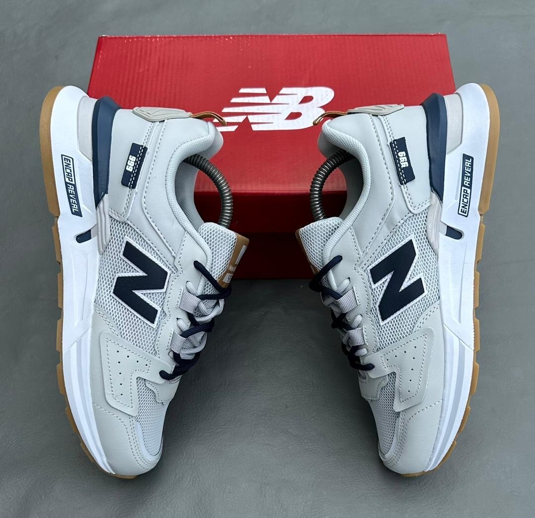 New Balance 999 Baskets Gris