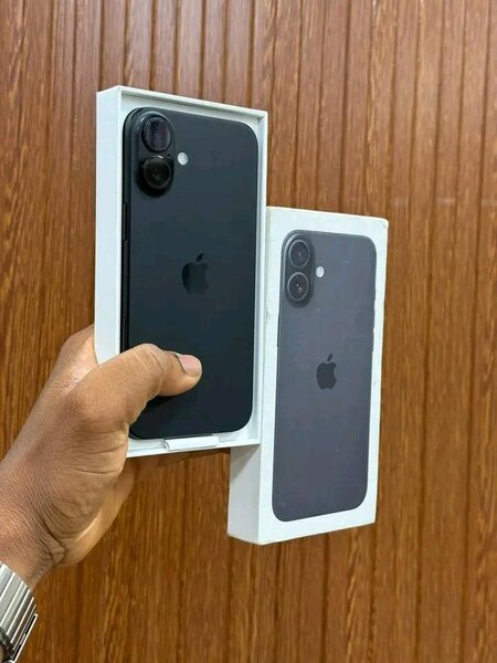 iPhone 16 Noir 128GB