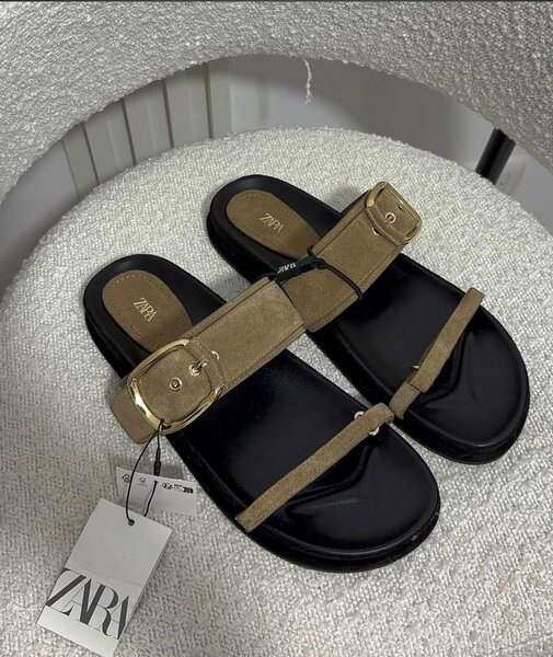 Sandales Zara boucle dorée