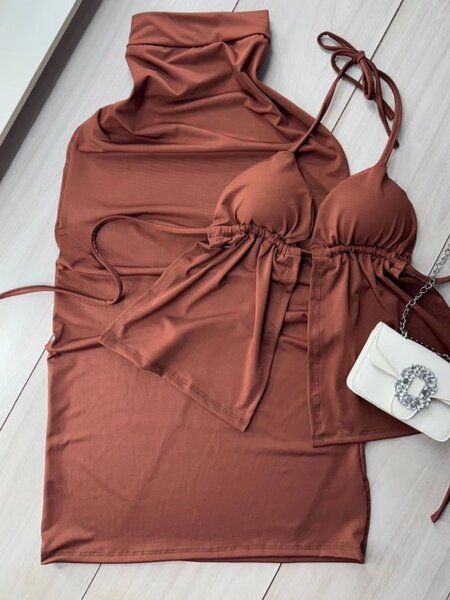 Robe ensemble bustier élégant