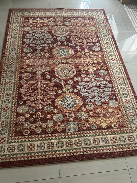 Chantil Persian Rug