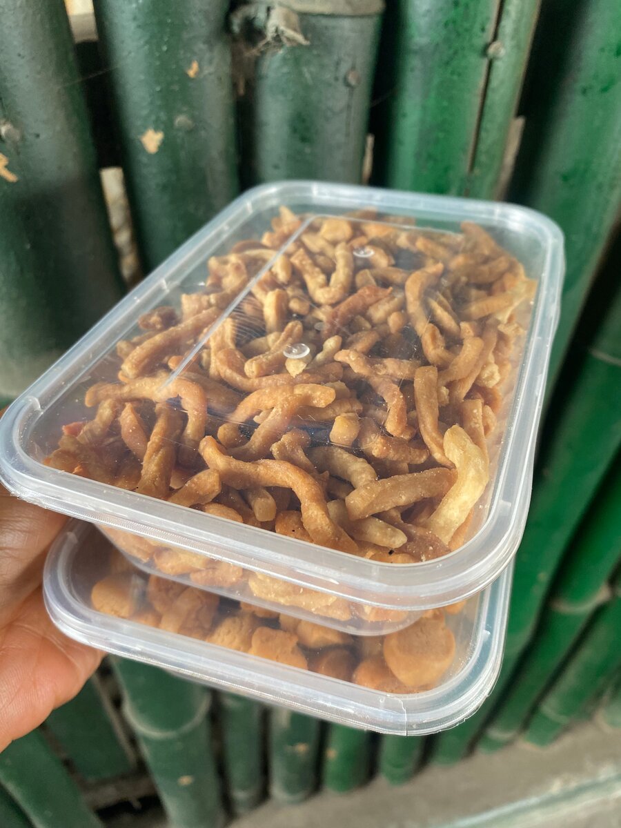 Snacks croustillants épicés