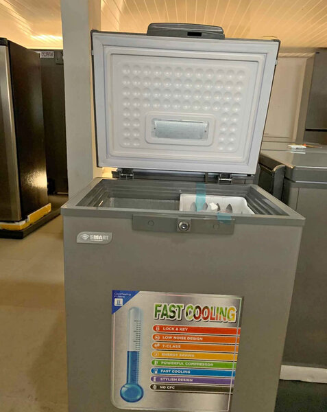 Congélateur coffre compact