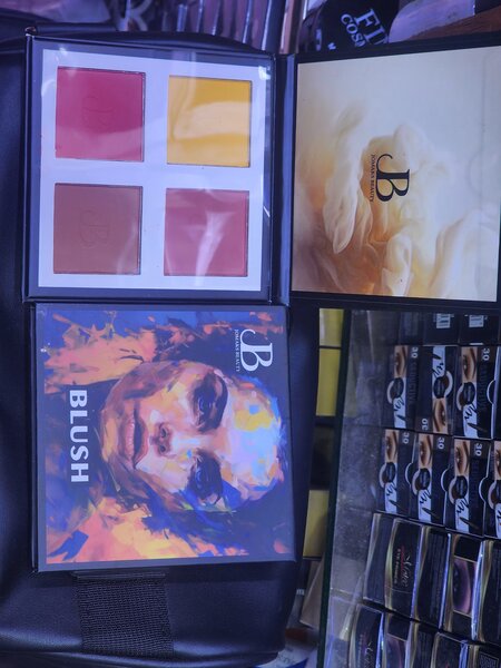 Vibrant Blush Palette