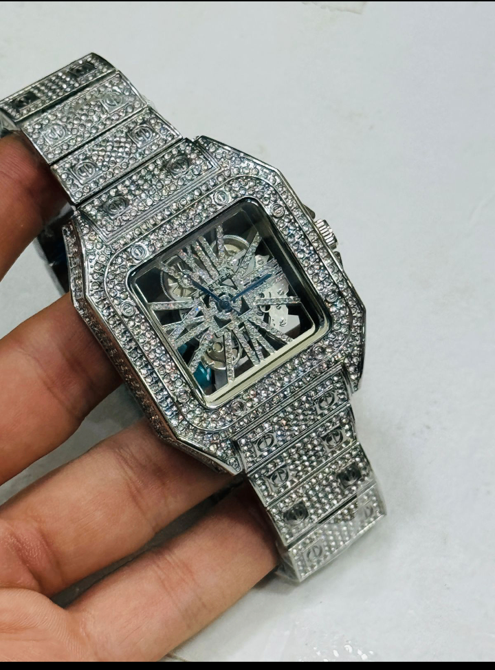 Trendy wrist watch