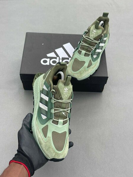 Chaussures Adidas Vert