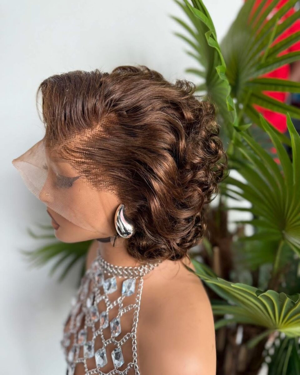 Perruque bouclée lace front