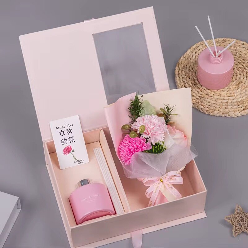 Coffret Cadeau Parfum et Fleurs