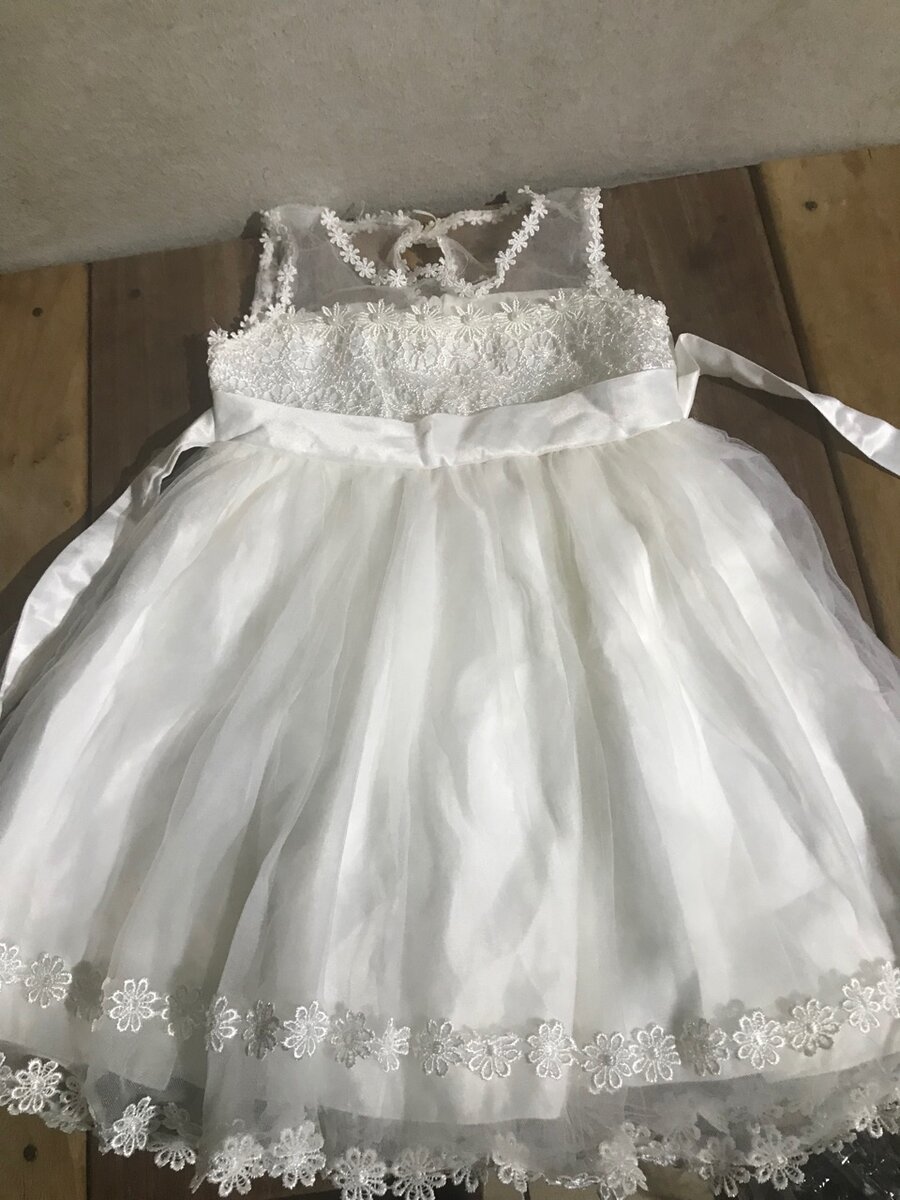 Robe de cérémonie blanche pour fillette