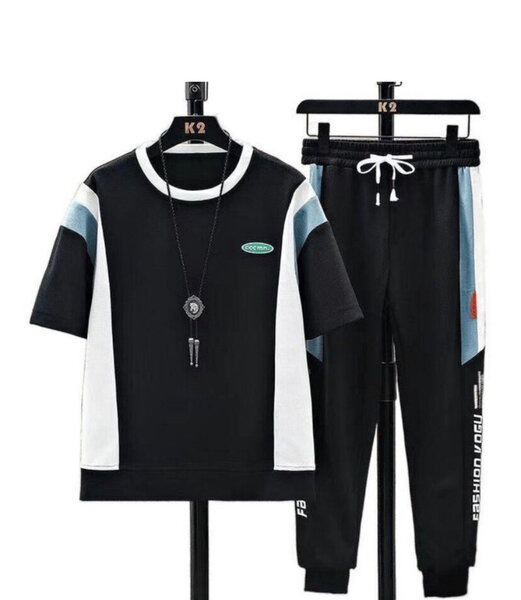 Ensemble de survêtement sportif