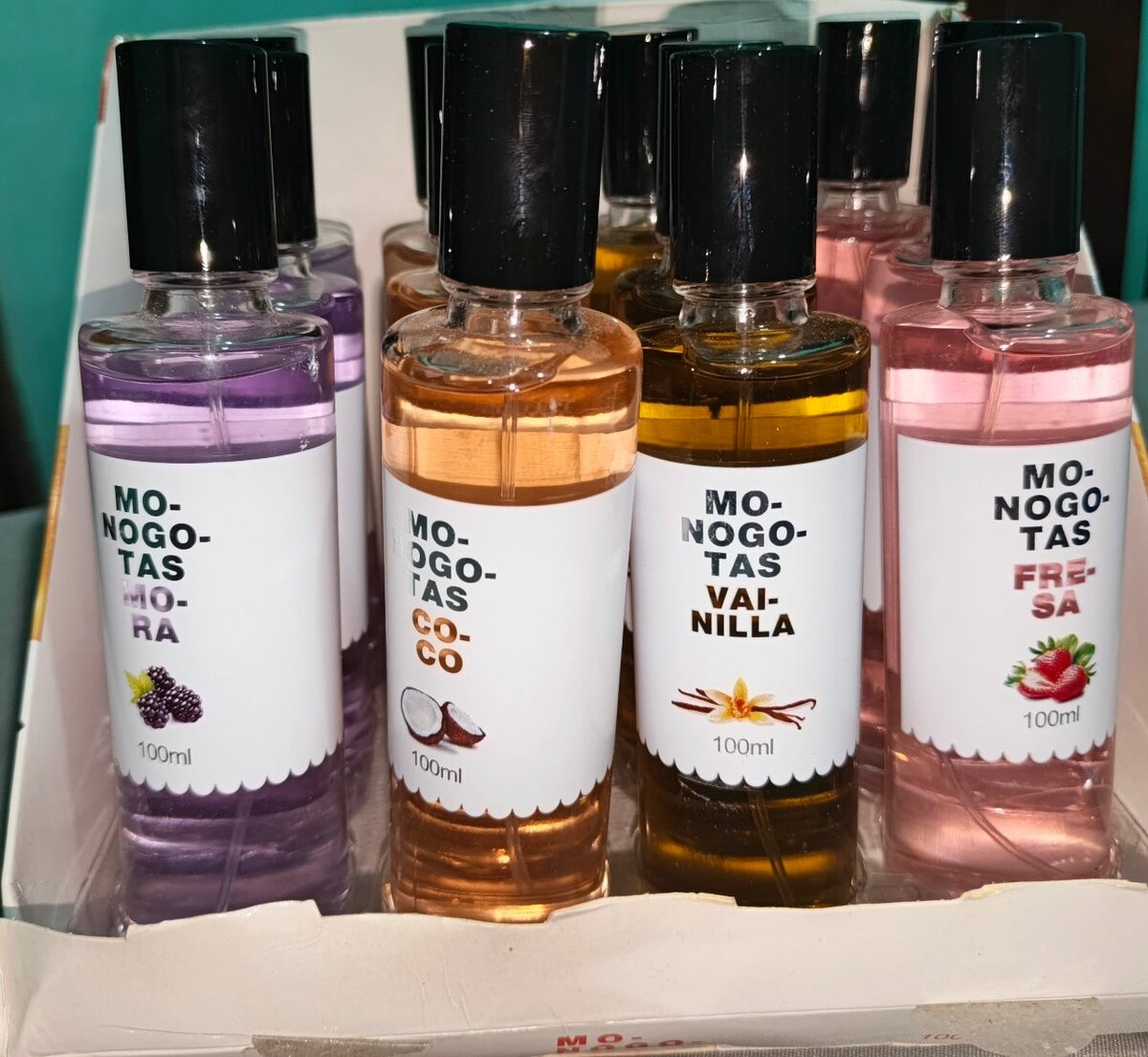 Douzaine de Parfums Monogotas