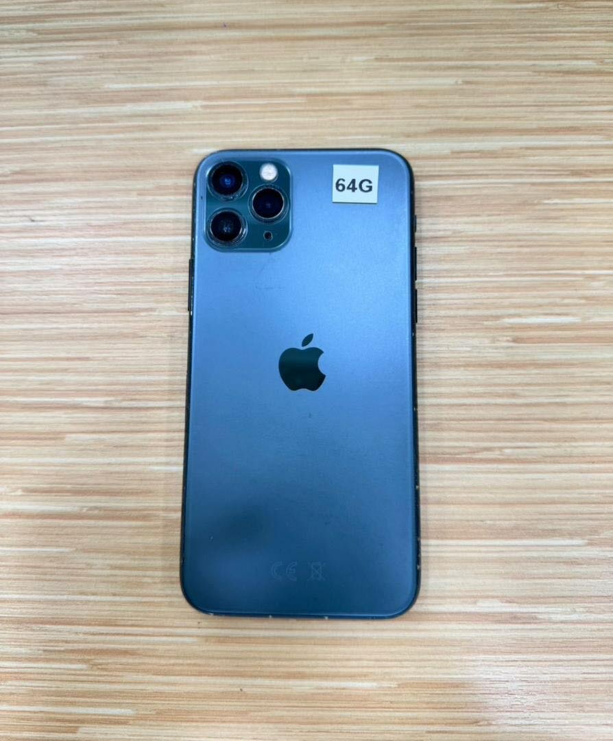 *iPhone 11 Pro 64gb dos change