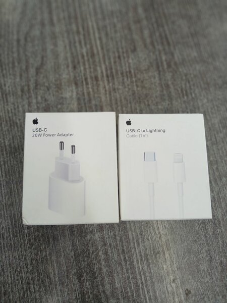 ЗАРЯДНИК ДЛЯ АЙФОНА