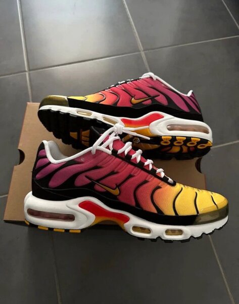 Nike TN