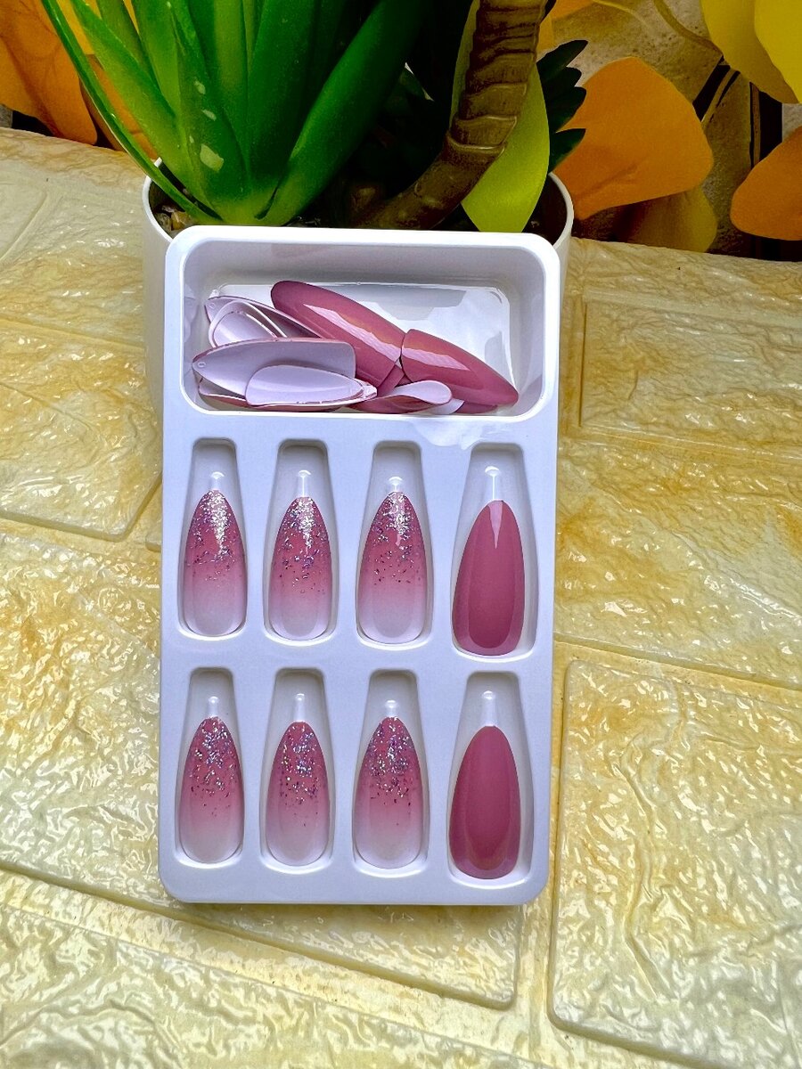 Faux Ongles / Press On Nails