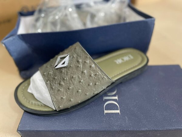 Sandales élégantes en cuir luxe