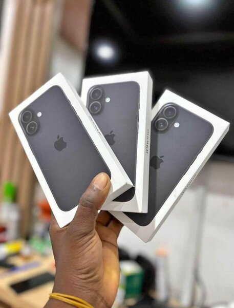 iPhone 16