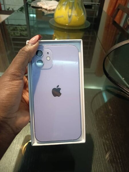 iPhone 12 Pourpre 64GB Neuf