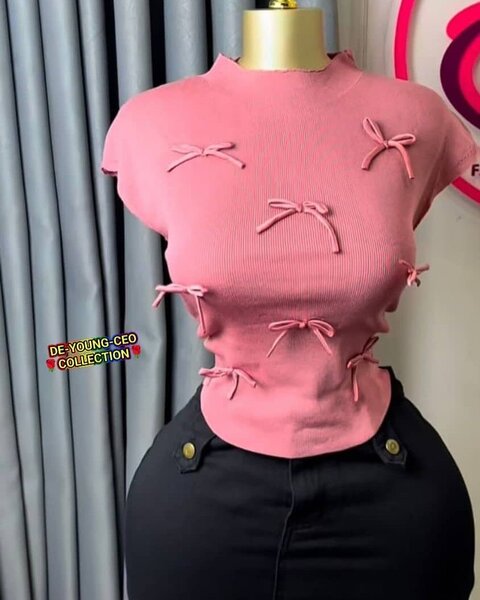 T-shirt chic avec nœuds