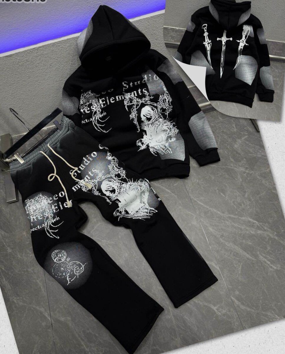 Ensemble de survêtement moderne