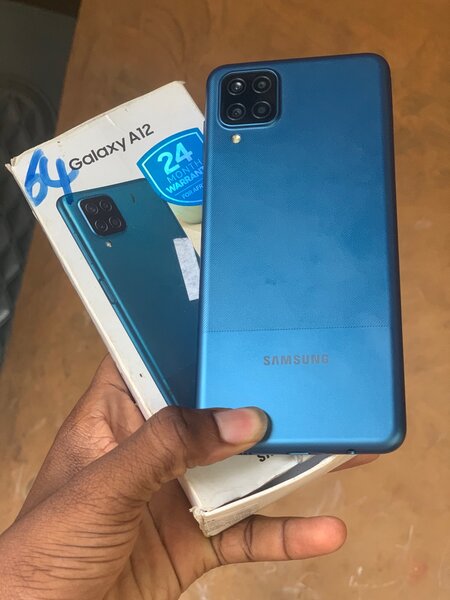 Samsung A12