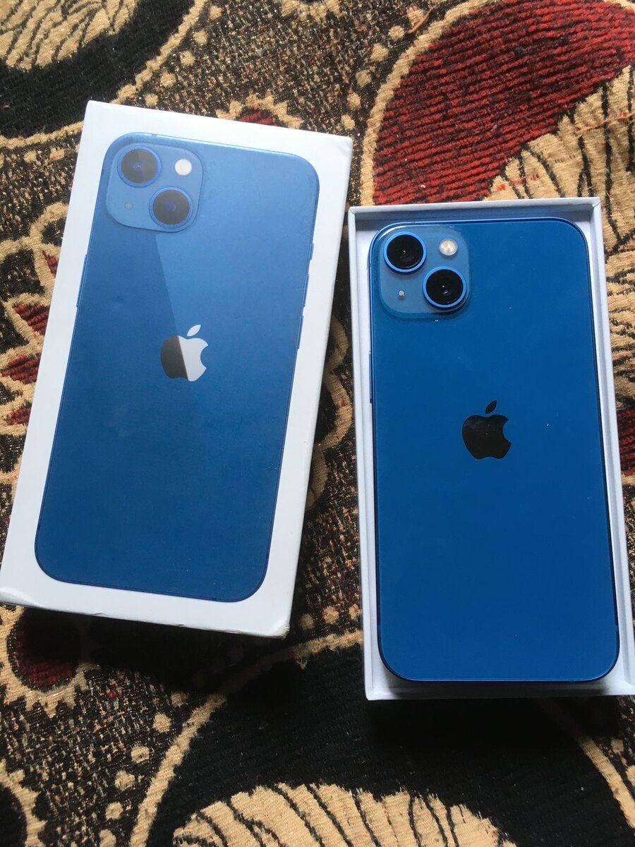 iPhone 13 Bleu Neuf