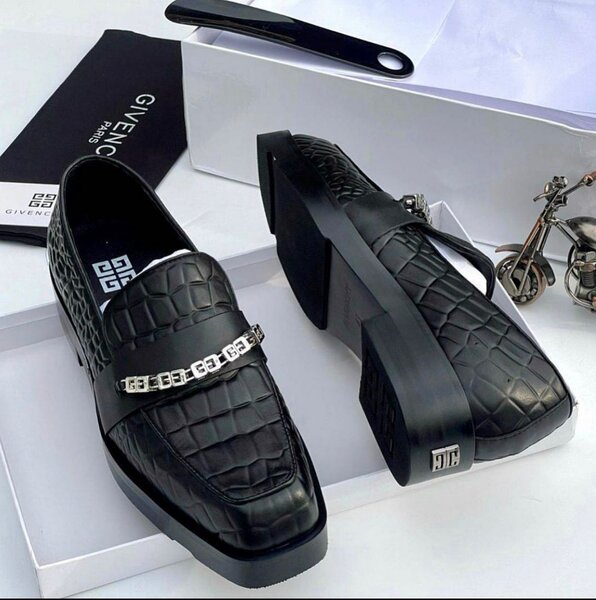 Givenchy classic shoes