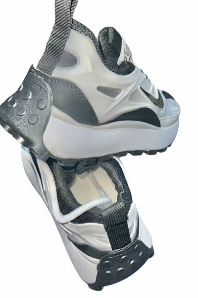 Baskets de sport unisexes modernes