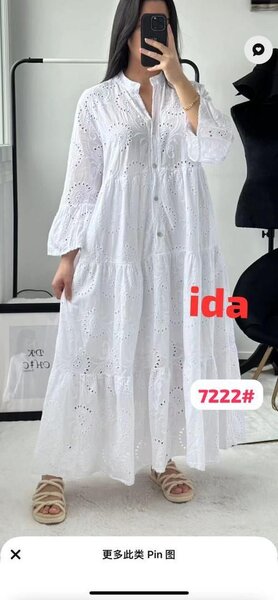 Robe longue en dentelle blanche