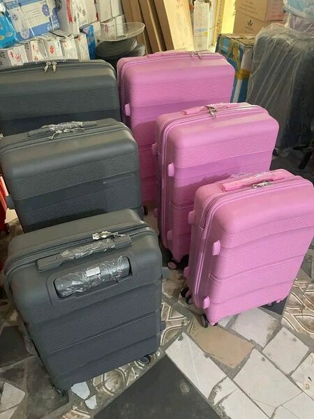 Valises Rigides à Roulettes Colorées