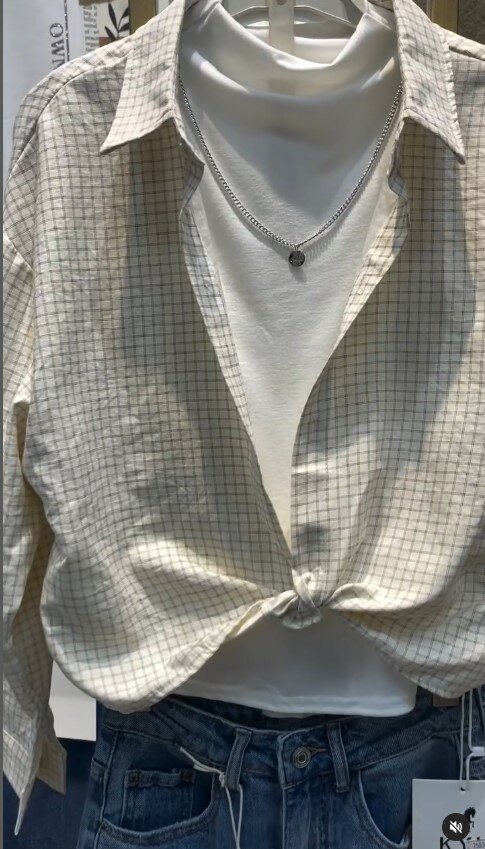 Стильная женская рубашка