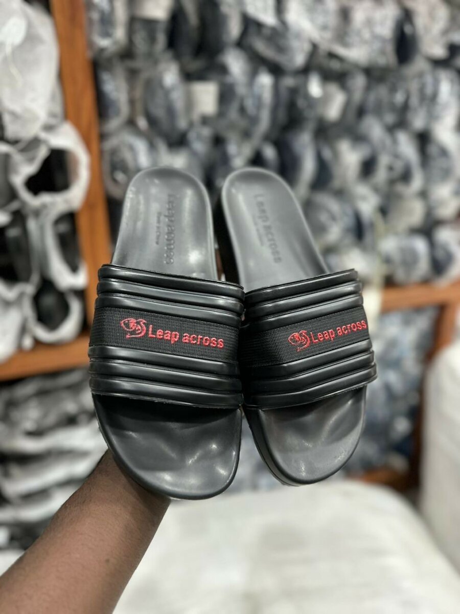 Claquettes "Leap Across"