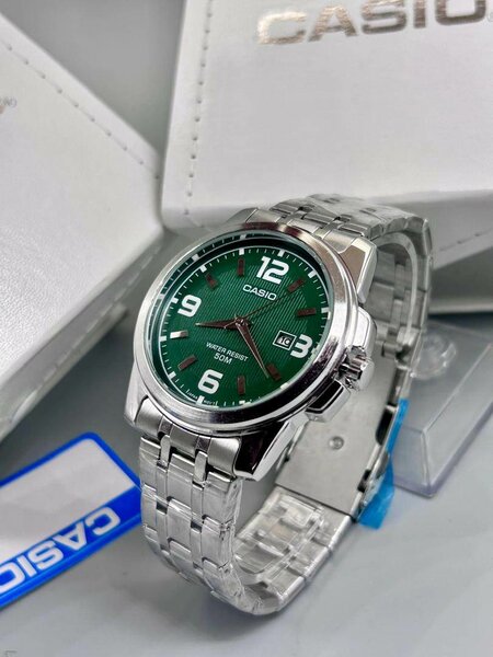 Montre Casio Classique Homme