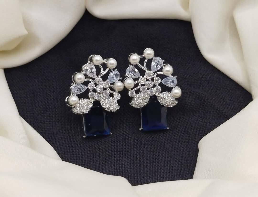 Ladies earrings
