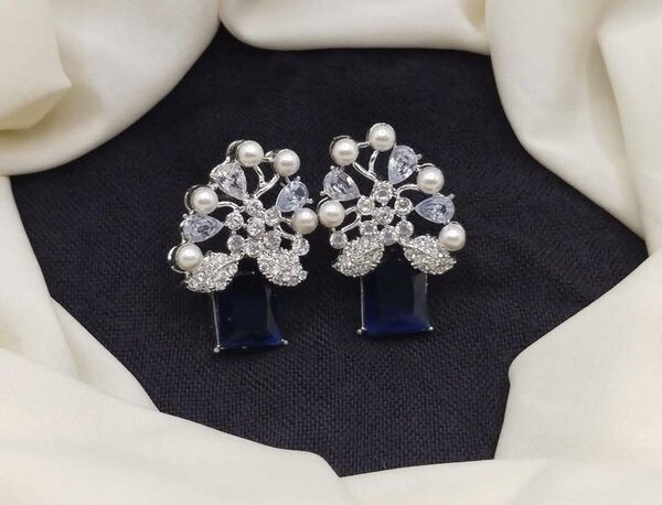 Ladies earrings