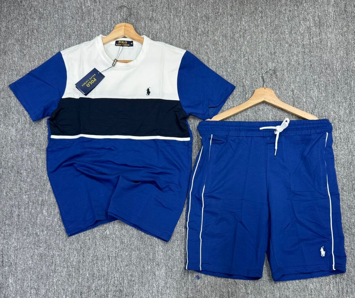 Ensemble sportif homme coloré