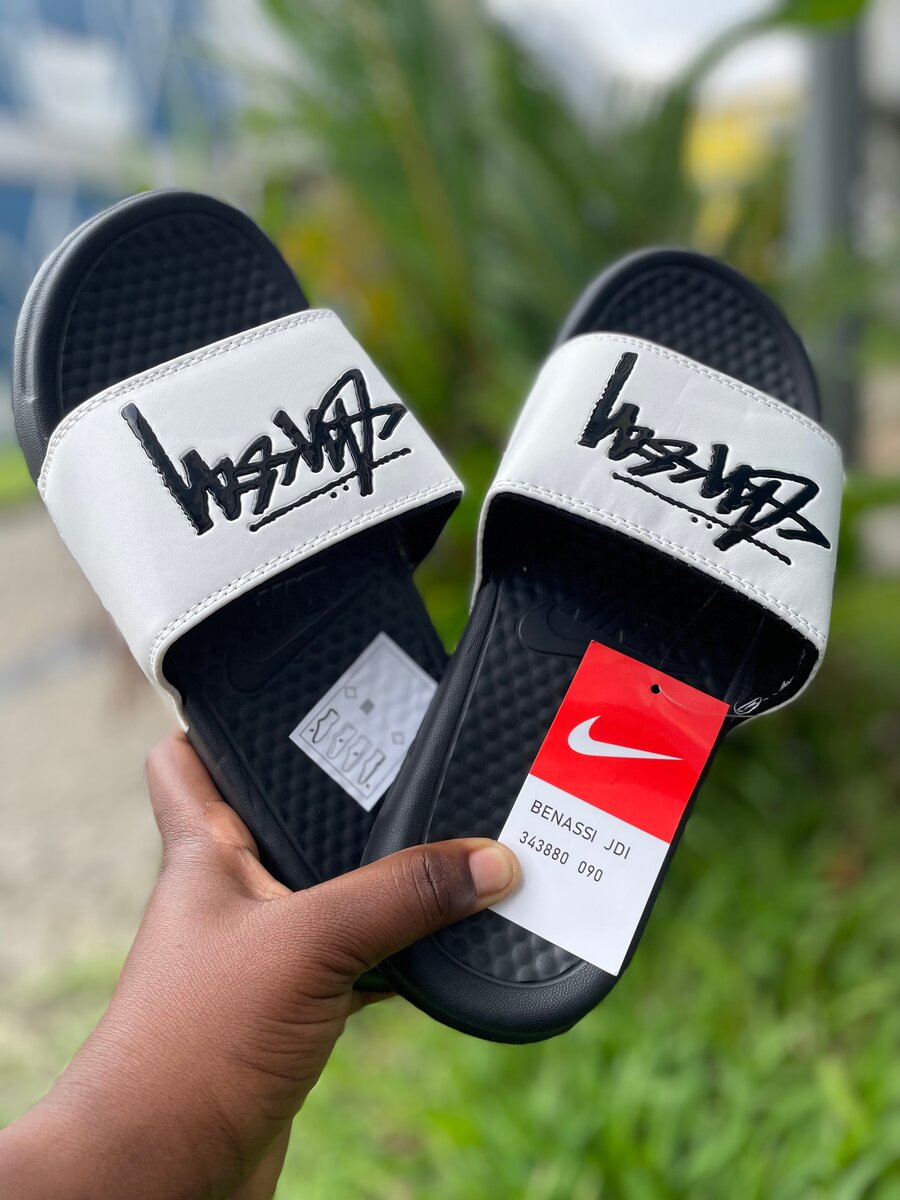 Sandales Nike Benassi SB