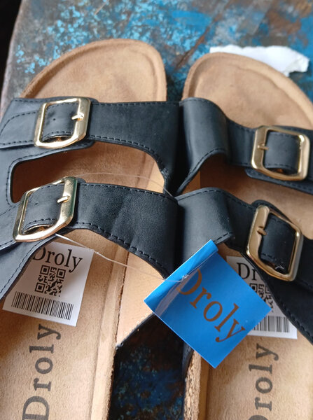 Sandales en cuir noir