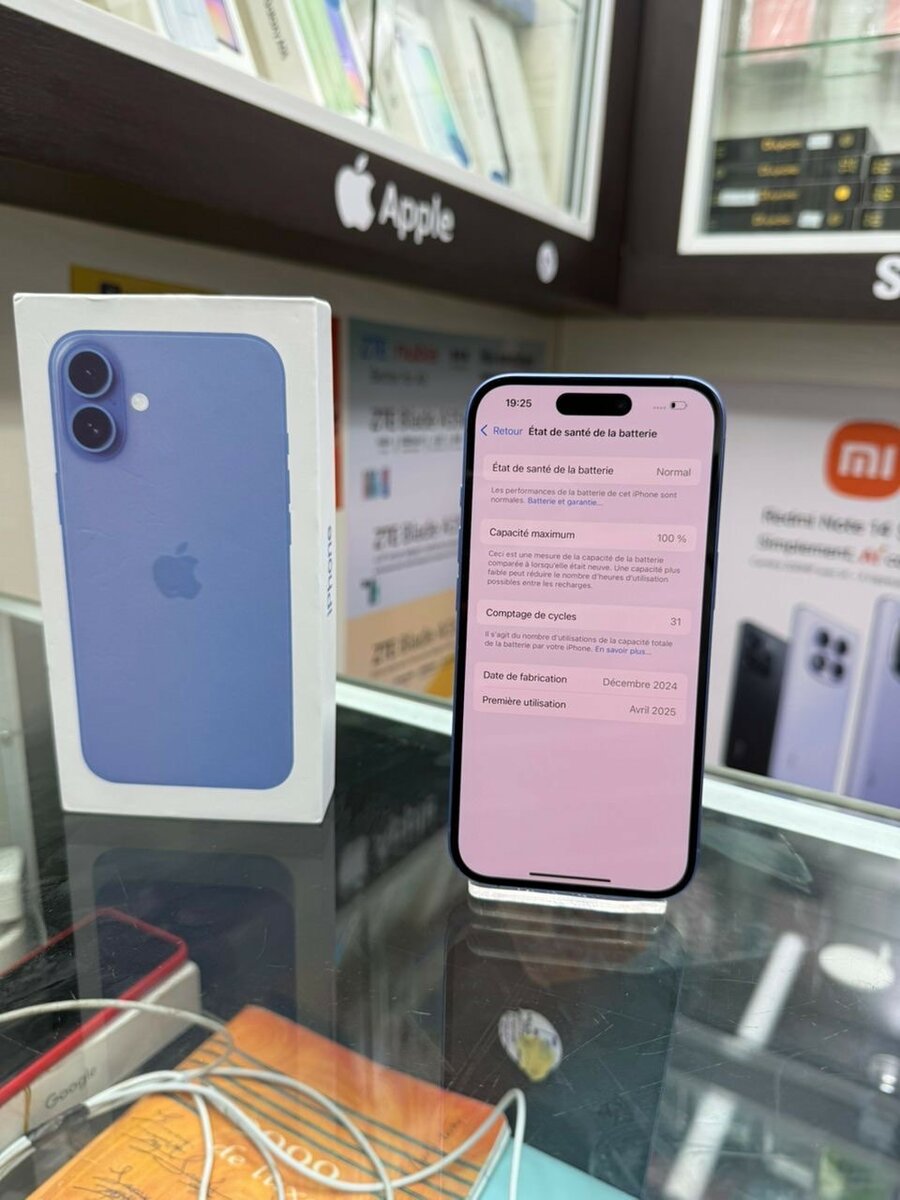 iPhone Bleu Neuf 128Go