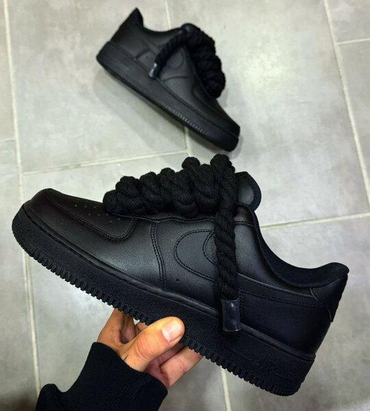 BASKET NIKE AIR FORCE 1 GROS LACETS