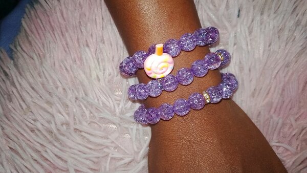 Bracelet perlé violet glamour