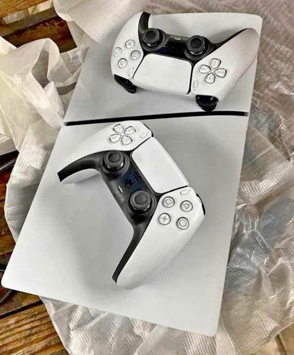 Ps5 slin avec tout ces accessoires au complet avec tout ces
