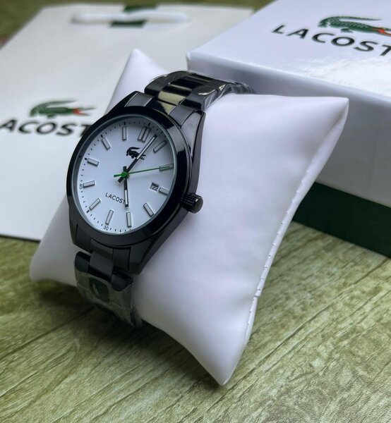 Montre Lacoste élégante
