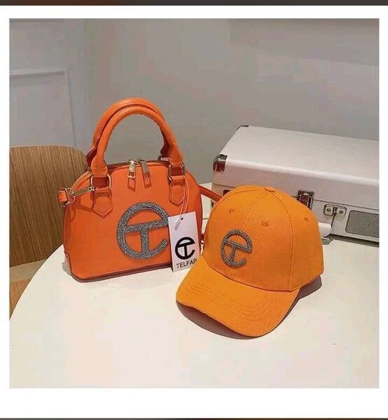 Telfar Ensemble Casquette et Sac