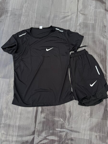 Tenue de sport Nike respirante