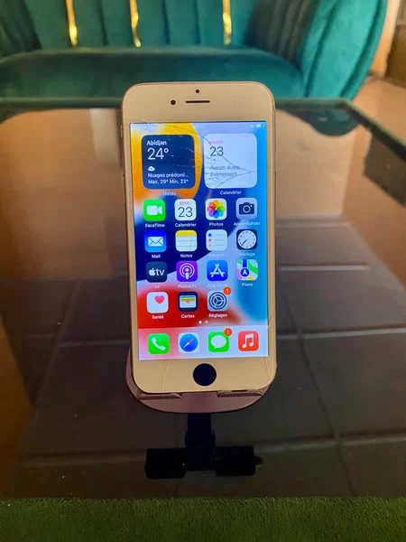 iPhone 6S 128Go écran fissuré