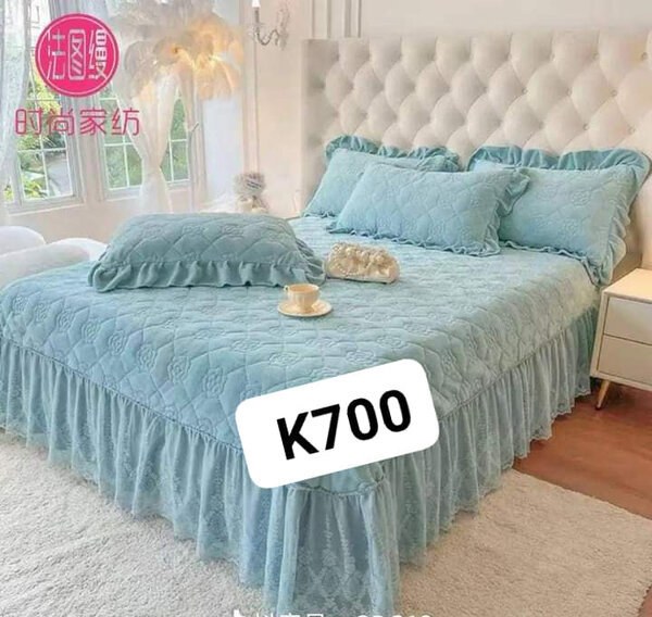 A set of beautiful bed linen beige