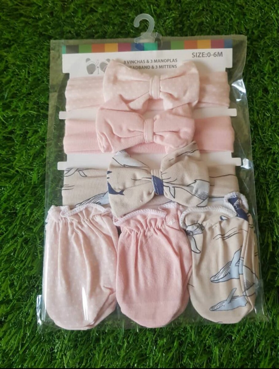 Hair bands and mittens